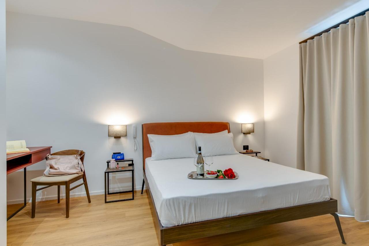 Roccaregina Hotel شاكا المظهر الخارجي الصورة