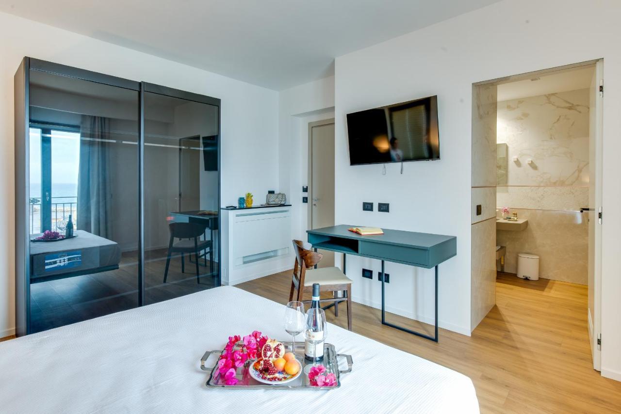 Roccaregina Hotel شاكا المظهر الخارجي الصورة
