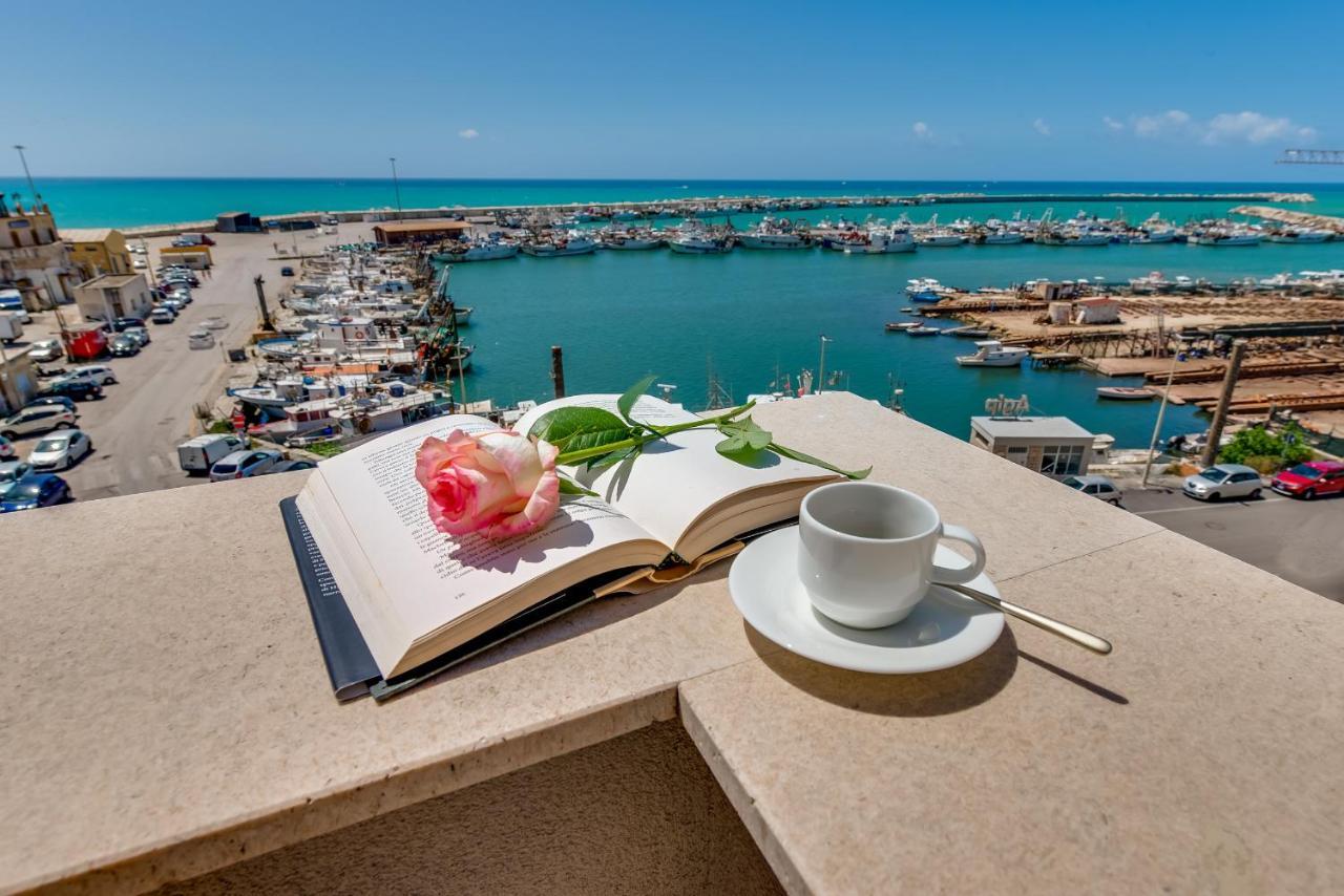 Roccaregina Hotel شاكا المظهر الخارجي الصورة