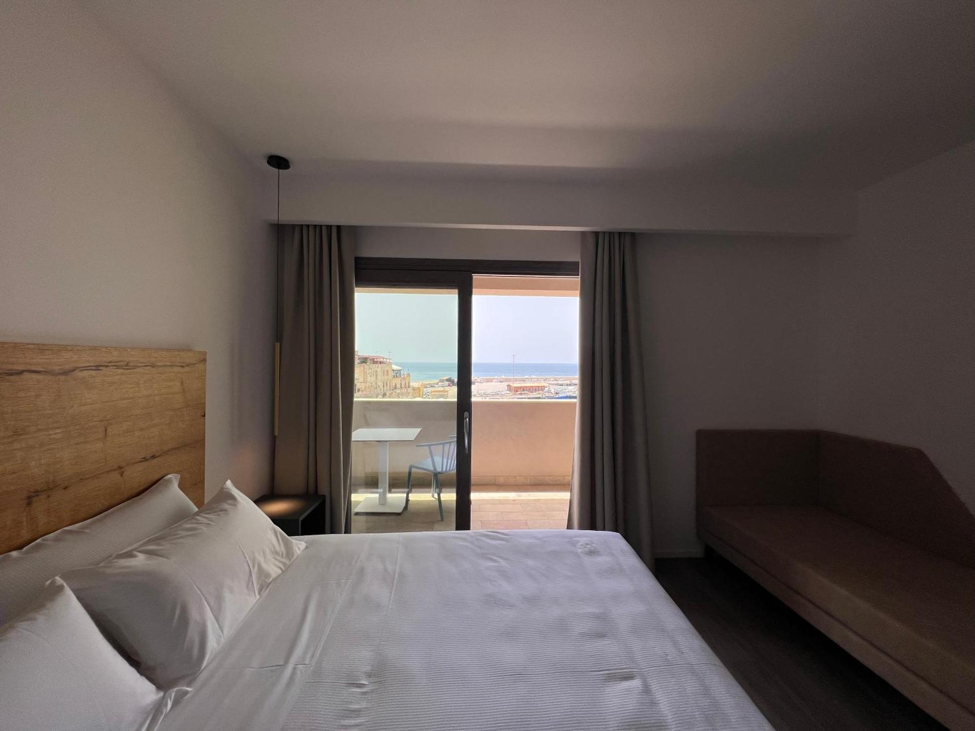 Roccaregina Hotel شاكا المظهر الخارجي الصورة