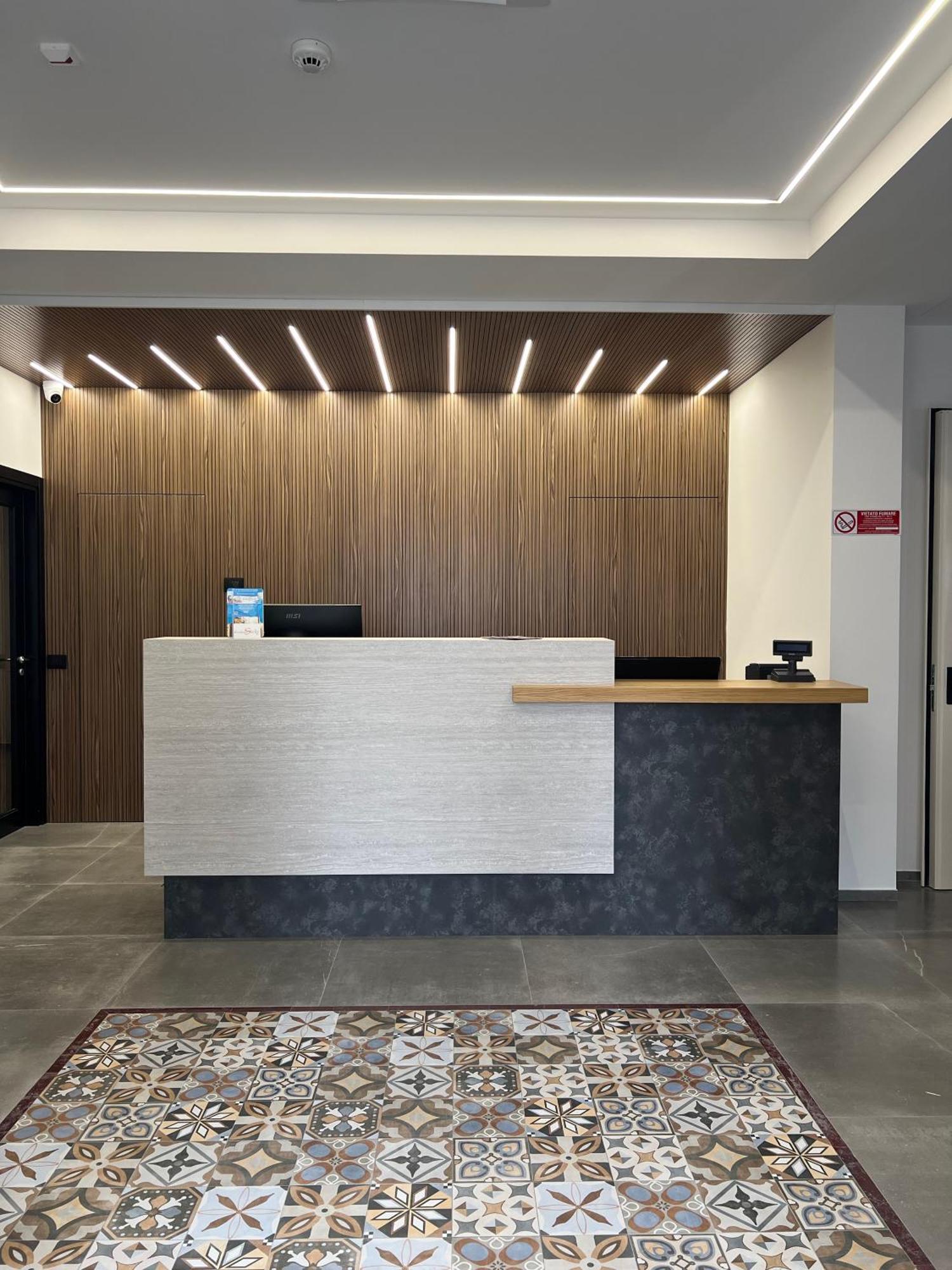 Roccaregina Hotel شاكا المظهر الخارجي الصورة